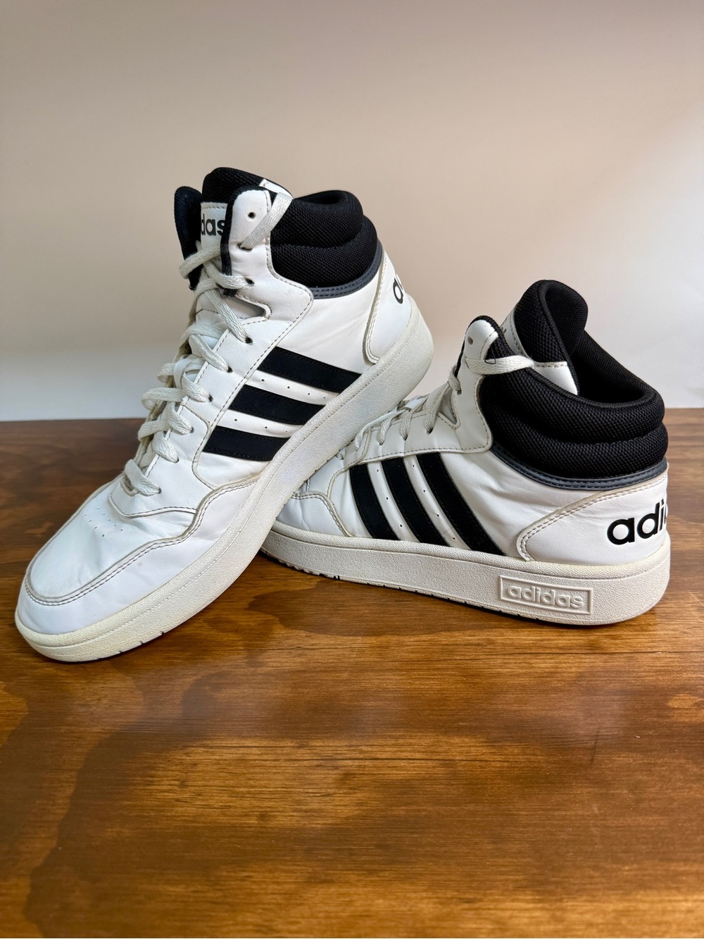 adidas Men’s 10 White and Black High-Top Sneakers